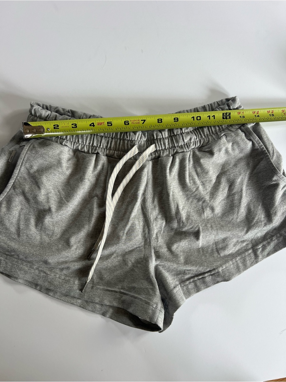 EUC Vuori Halo Performance Women's Athletic Sweat Shorts Loungewear Gray Sz S - Picture 7 of 11